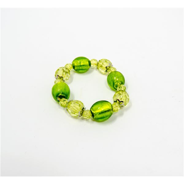 VINTAGE GREEN GLASS BRACELET