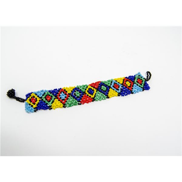 7.5" BEADED COLOURFUL BRACELET