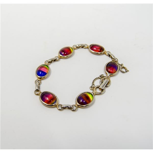 DESIGNER GOLD TONE BRACELET WITH IRIDESCENT