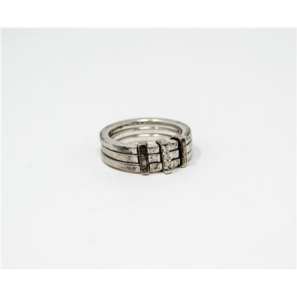 STERLING SILVER RING WITH CUBIC ZERCONIAS SIZE 6