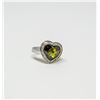 Image 1 : 925 SILVER HEART RING WITH GREEN STONE SIZE 7