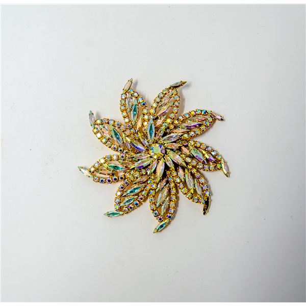 VINTAGE COSTUME JEWELLERY BROOCH W BOREALIS STONES