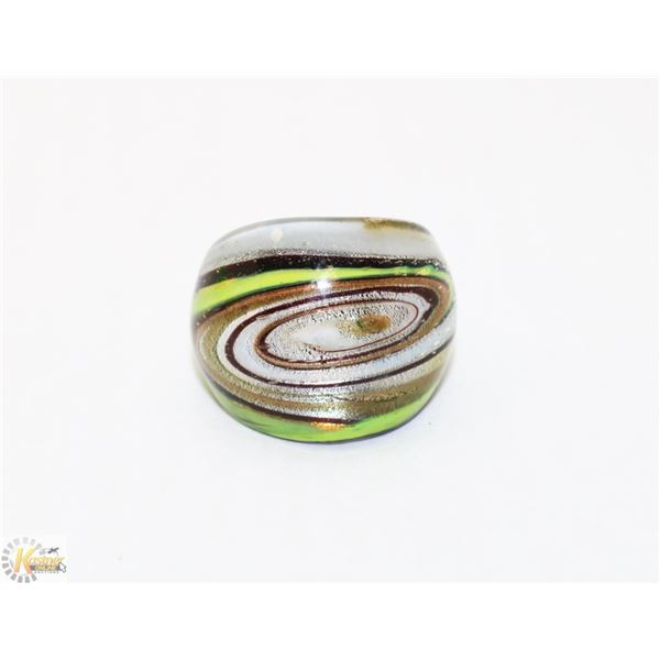ITALIAN BLOWN GLASS RING SIZE 6