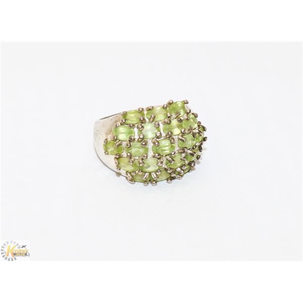 925 SILVER RING WITH PERIDOT SIZE 8