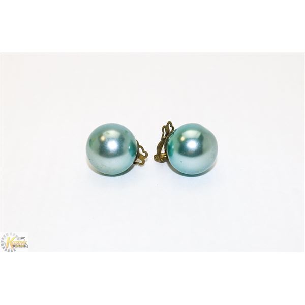 VINTAGE BLUE BALL CLIP EARRINGS