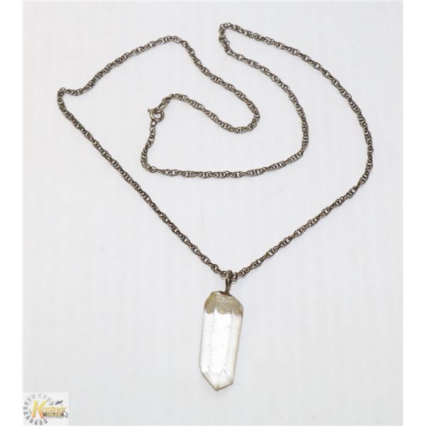 CRYSTAL POINT PENDANT NECKLACE
