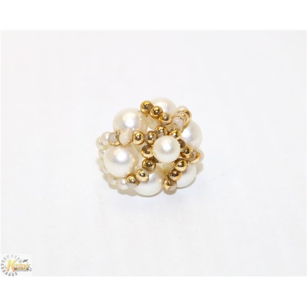 FAUX PEARL BEADED RING SIZE 4