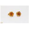 Image 1 : GOLD TONE ROSE CLIP EARRINGS