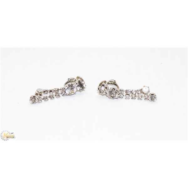 VINTAGE COSTUME JEWELLERY DROP EARRINGS