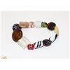 Image 1 : HAND MADE GLASS BEADED BRACELET