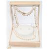 Image 1 : PEARL NECKLACE AND EARRINGS WITH 14K CLASP