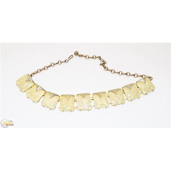 VINTAGE GOLD TONE PEARLESCENT BRACELET