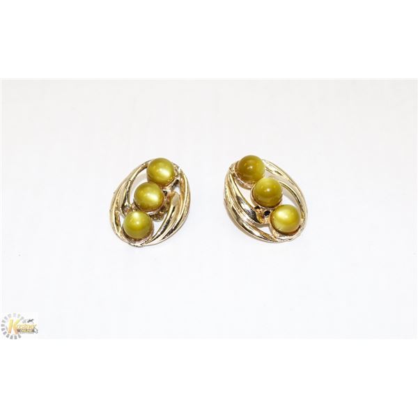 TRIPLE GREEN GLASS ON GOLD TONE CLIP EARRINGS