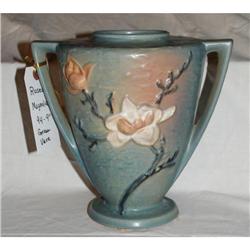 Roseville Pottery Urn - 9" Magnolia