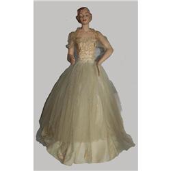 Counter Model - Bridal Gown