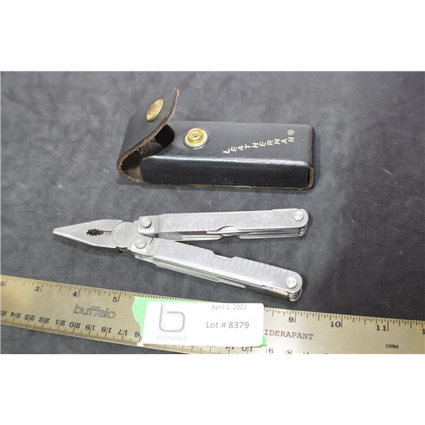 LEATHERMAN TOOL & SHEATH