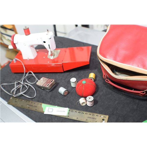CHILDS ELECTRIC SEWING SEW-ETTE SEWING MACHINE