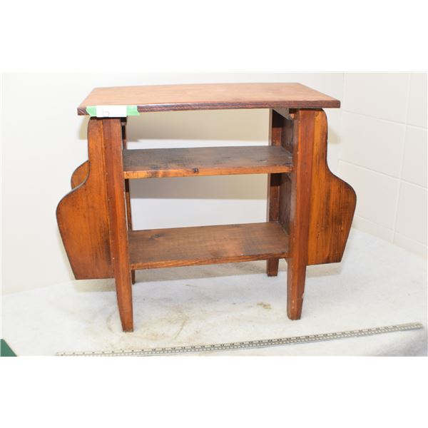 Homesteader Magazine Rack/Table