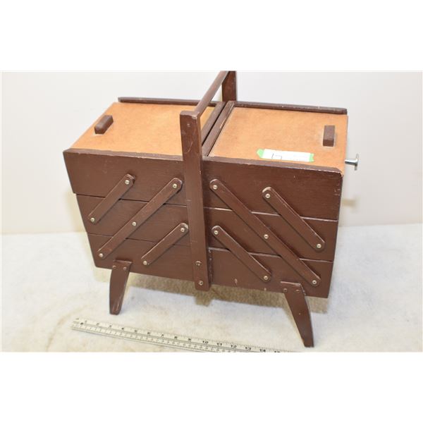 Sewing Basket (lots of contents)