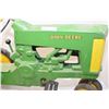 Image 2 : Antique Eska John Deere Pedal Tractor