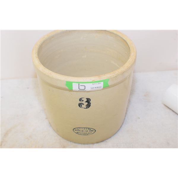 Medalta 3 Gal Stoneware Crock (1 chip)