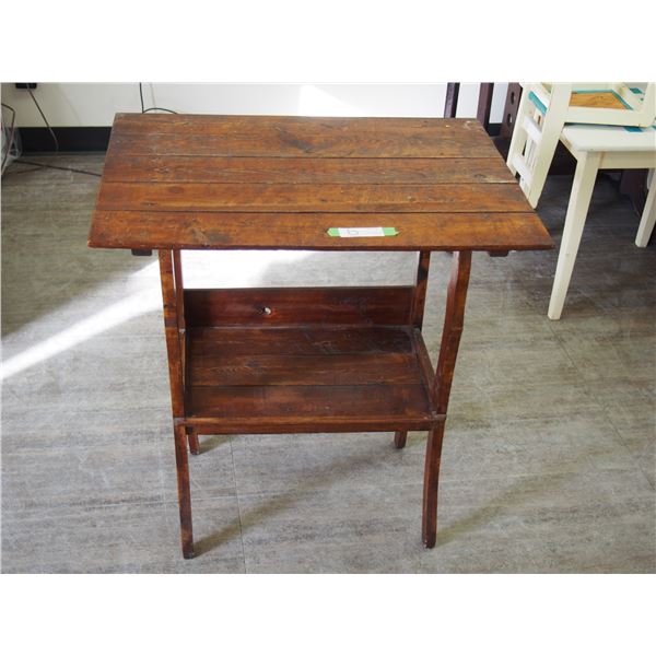 VINTAGE WOODEN TABLE (27 L X 19 1/2 W X 29 1/2 IN TALL)