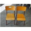 Image 1 : (2) KIDS CHAIRS