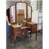 Image 1 : VINTAGE MAKEUP STAND WITH 3 WAY MIRROR