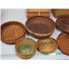 Image 4 : 7 Wicker Sewing and Storage Baskets