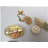 Image 3 : Candy Dish With Trinkets