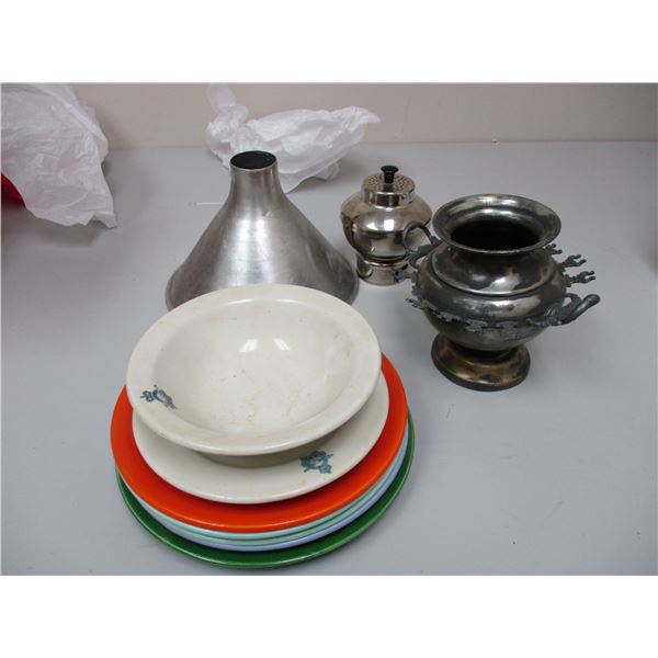 Misc Kitchenware And Glass Plates