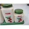 Image 3 : Vintage Green Salt, Pepper, Sugar, And Flower Set