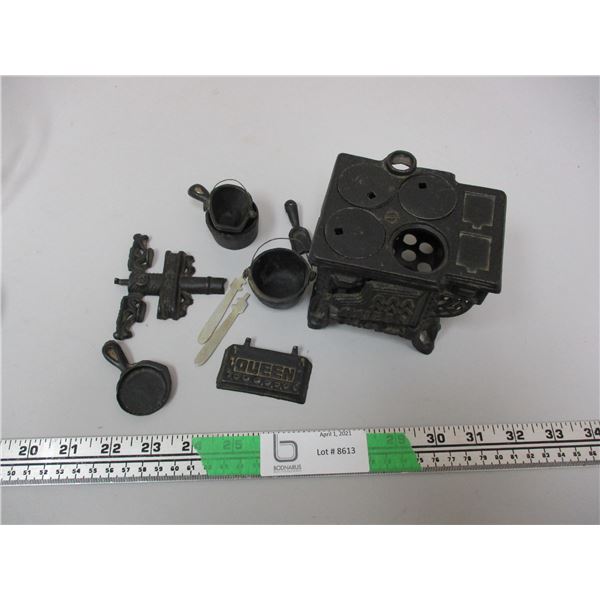 Mini Cast Iron Pot Belly Stove