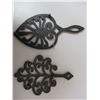 Image 4 : 2 TIME THE MONEY Cast Iron Pot Holders
