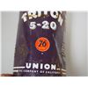 Image 4 : ROYAL TRITON 5-20 76 UNION OIL TIN (QUART)