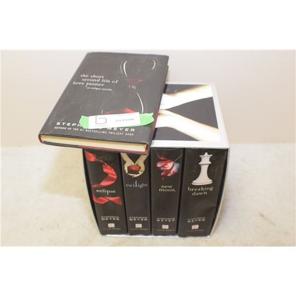 STEPHENIE MEYERS BOOT LOT