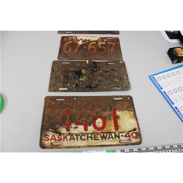 1930-1941-1943-1940 Farm Truck Sask License Plate - Poor Condition