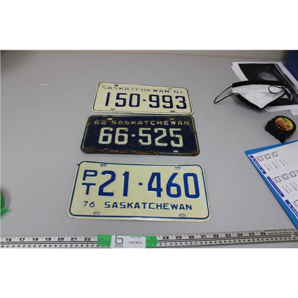 1961-1962-1976 Sask License Plates