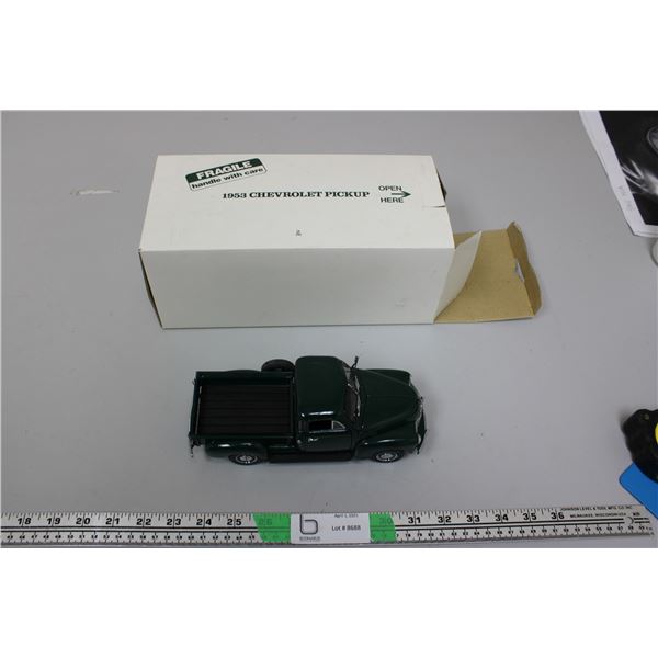 1953 Chevrolet Pickup Truck 1/24 Scale