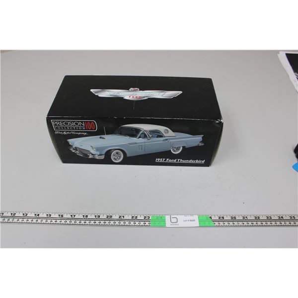 Precision Series 1957 Ford Thunderbird 1/18 Scale