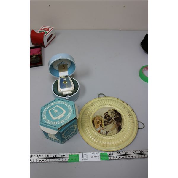 Razor (Womens) and Air Vent Cap