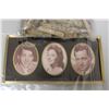 Image 3 : Dean Martin/Susan Hayward Picture w/ Vintage wooden clothes pins