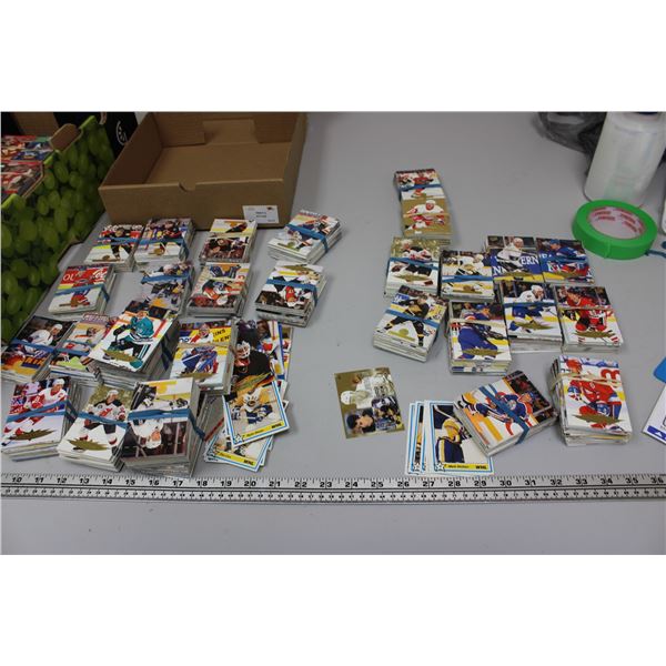 2X THE MONEY - 1995 Hockey Card (mixed lot)