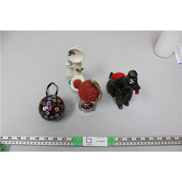 Vintage sewing items