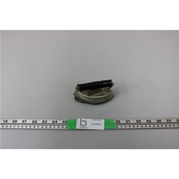 Miniature Sad iron