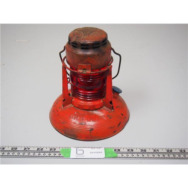 Dietz NO.40 City of Calgary Lantern with Dietz NO.40 Embossed on Red Globe