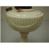 Image 5 : Vintage Aladdin Milk Glass Oil Lamp