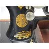 Image 3 : Singer Hand Crank Sewing Machine