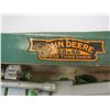 Image 5 : John Deere 28x46 1938 Treshing Machine 1/28 Scale