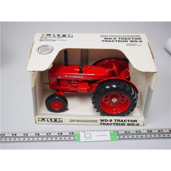 Ertl McCormick WD9 Tractor 1/16 Scale